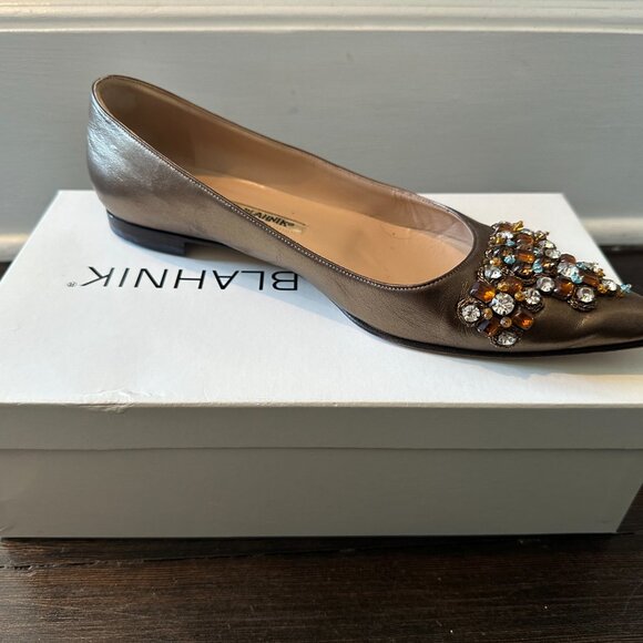 Manolo Blahnik Bonze Leather Jeweled Flats - sz 37 - Picture 4 of 16
